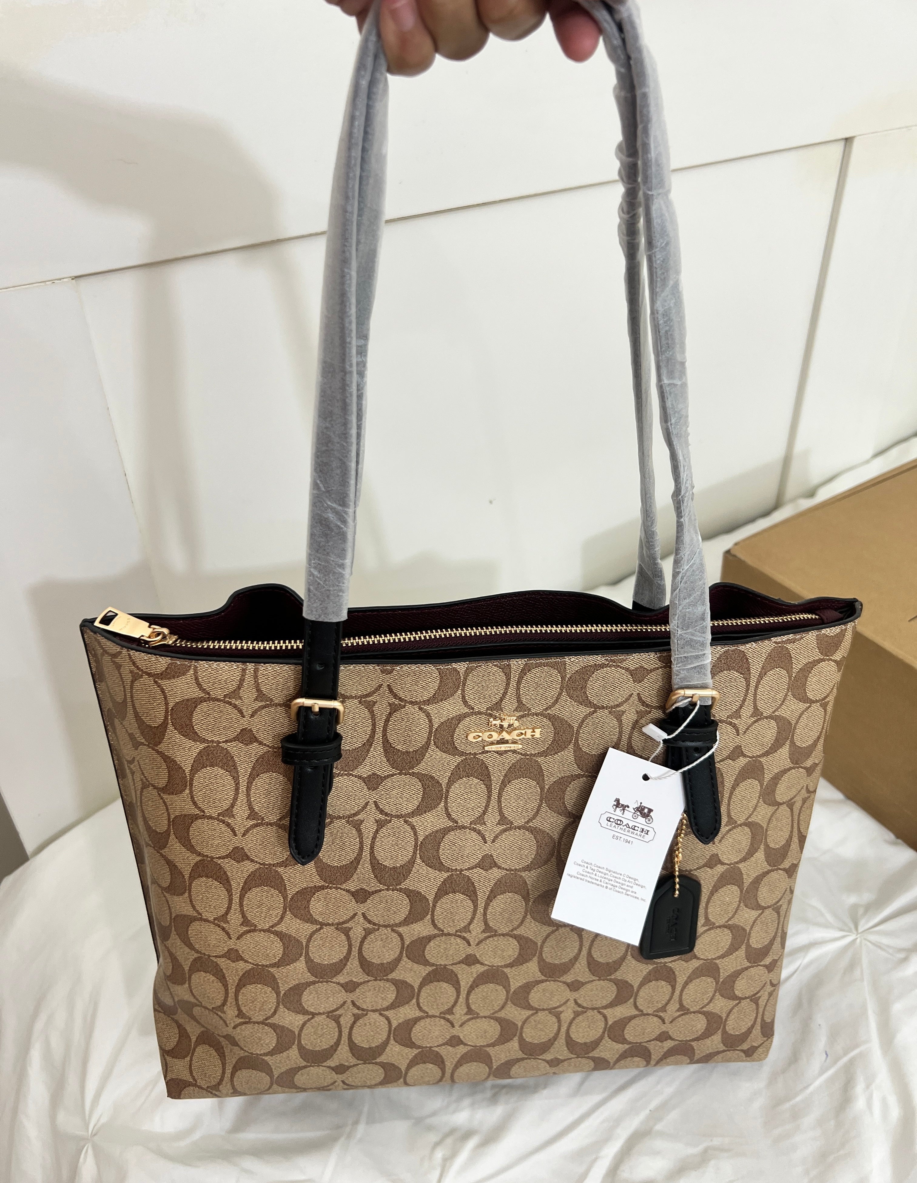 Coach Tote Bag Beige / Black (With Dust Bag & Box)