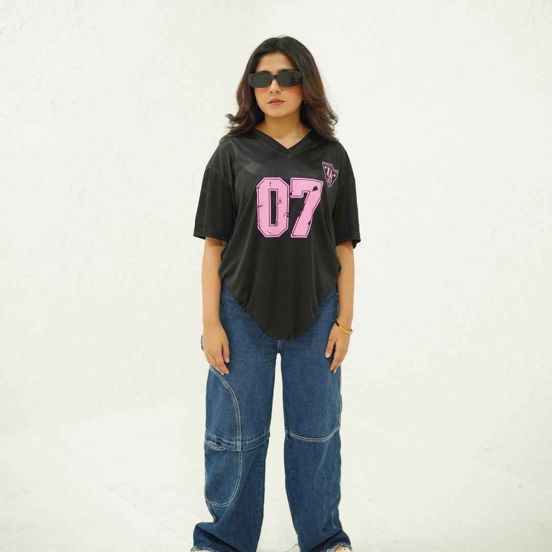 UN 07 BLACK- PRINTED DROP SHOULDER