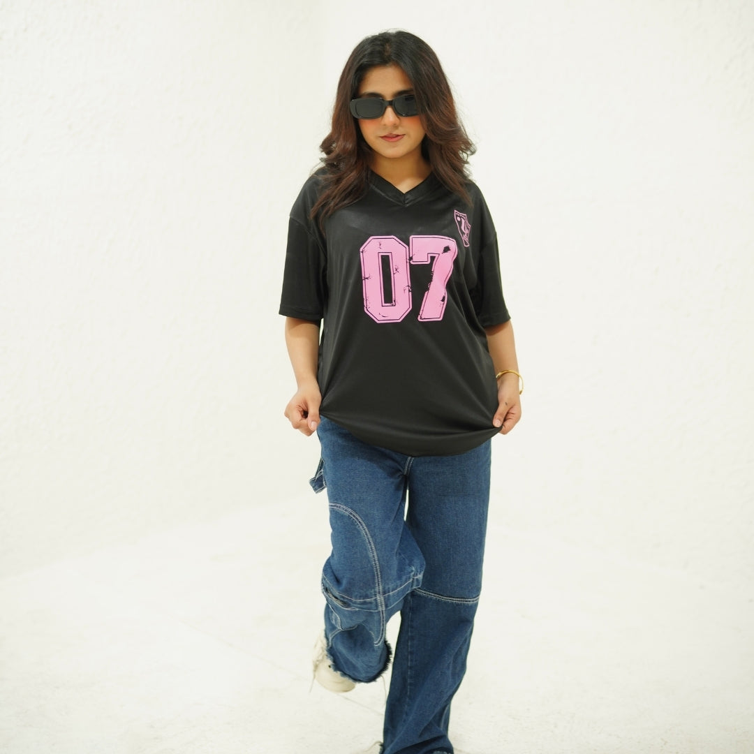 UN 07 BLACK- PRINTED DROP SHOULDER