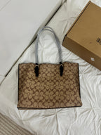 Coach Tote Bag Beige / Black (With Dust Bag & Box)