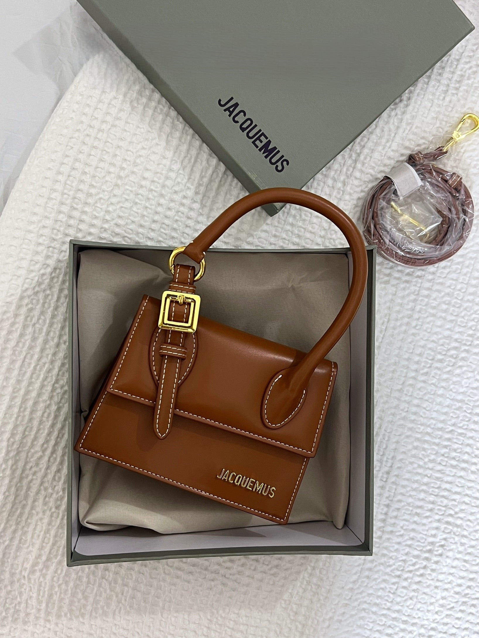 JACQUEMUS BROWN (SMALL)
