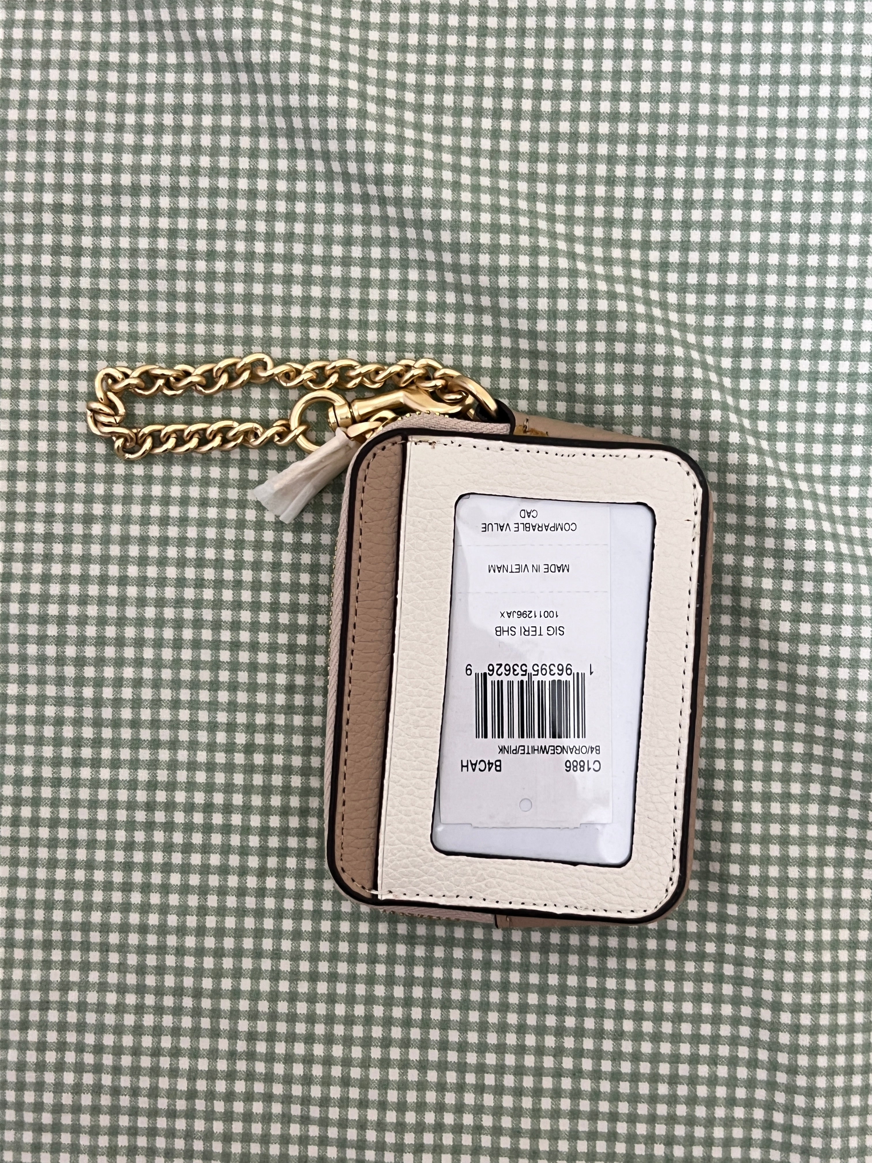 Coach Zip Card Case in Signature Canvas