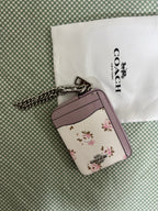 Coach Zip Card Case in floral Print