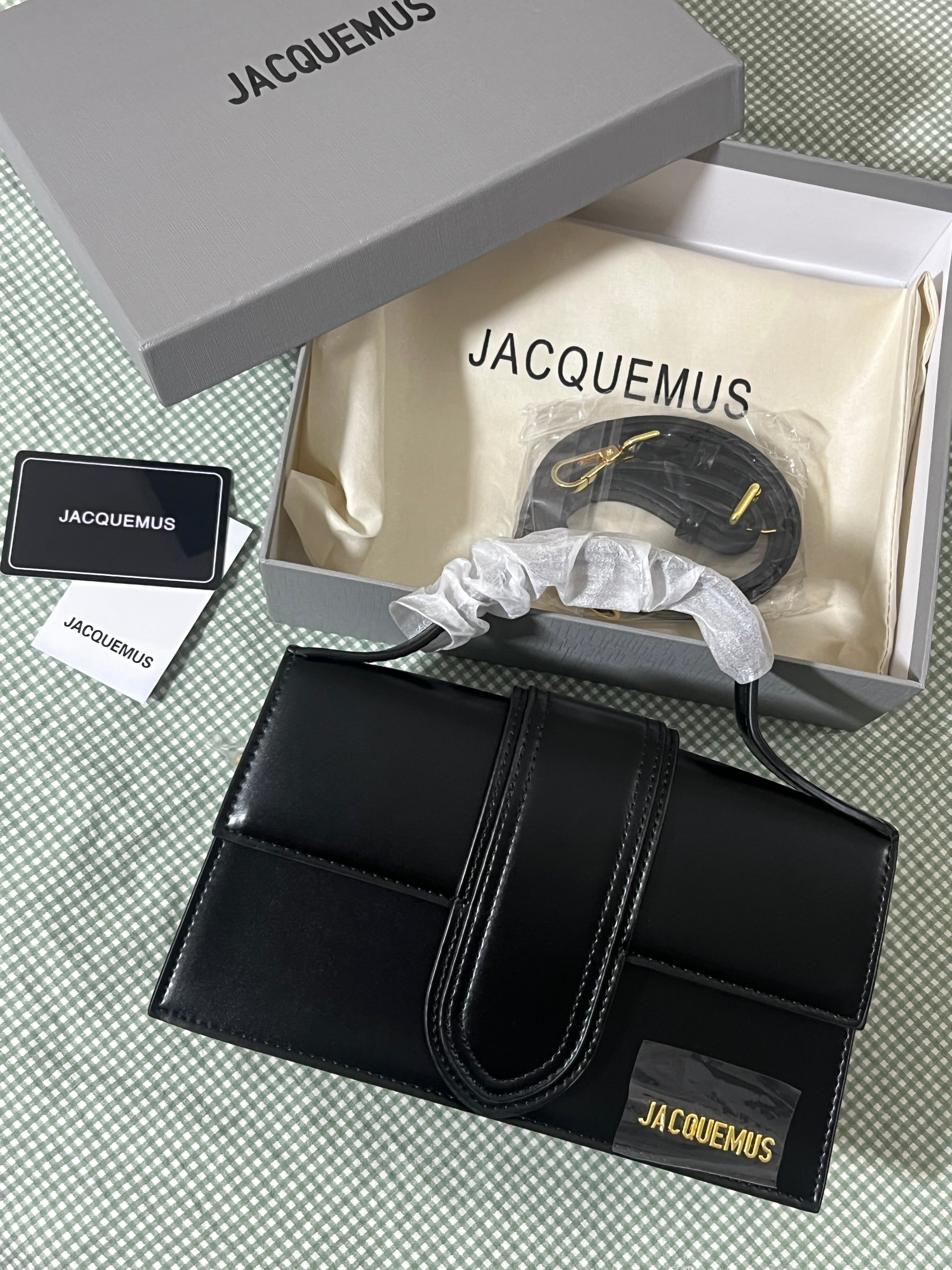 JACQUEMUS BLACK (SMALL)