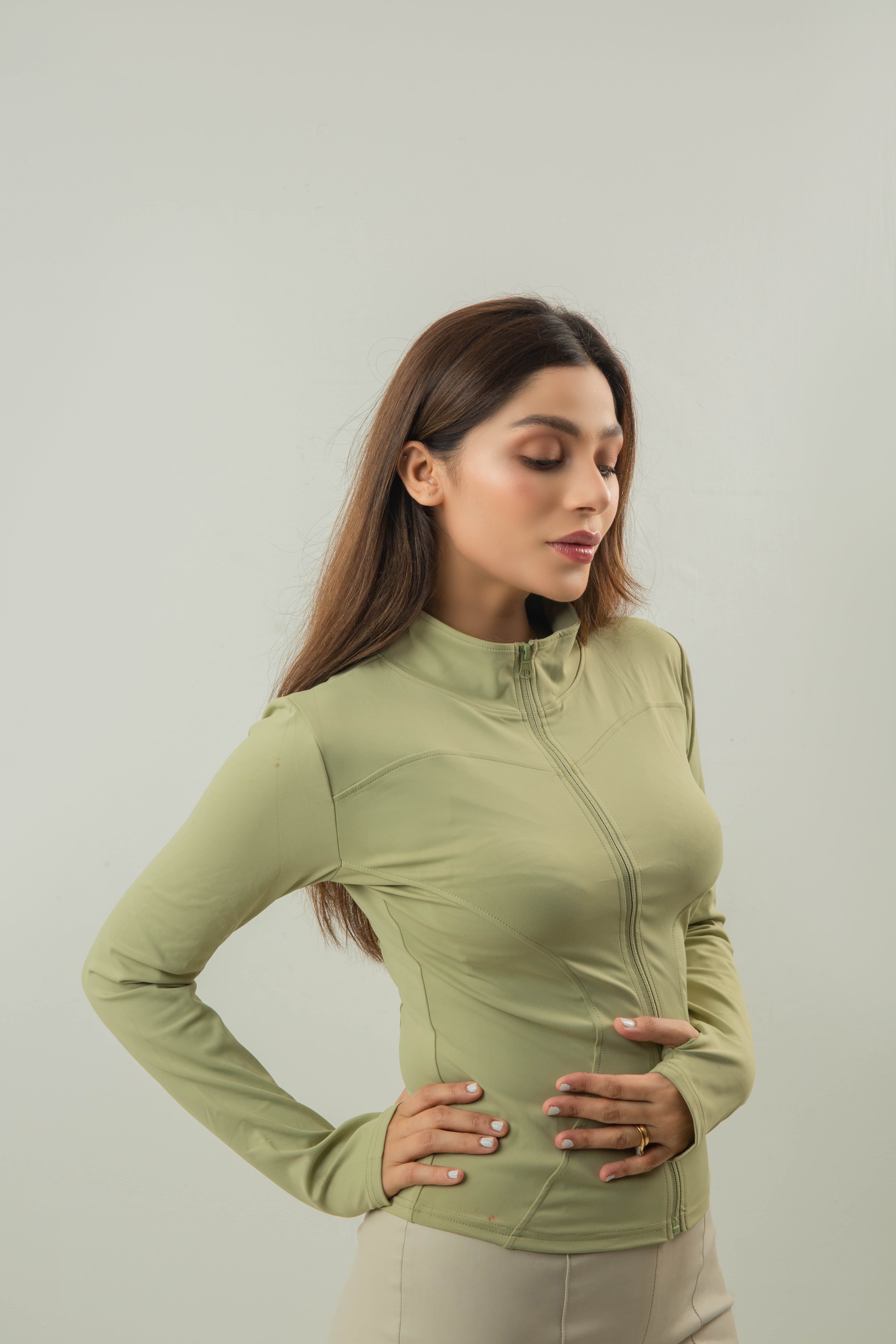 Buy jacket get T-shirt in 999