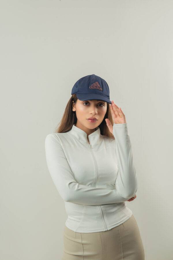 Buy jacket get T-shirt in 999