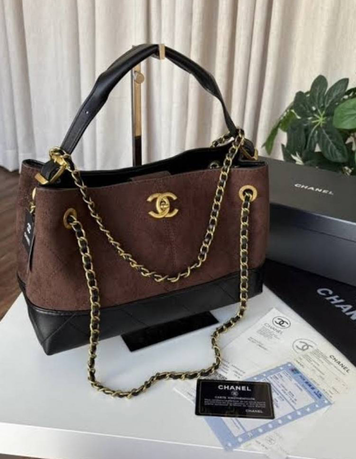 CHANEL 25 with Brand Box