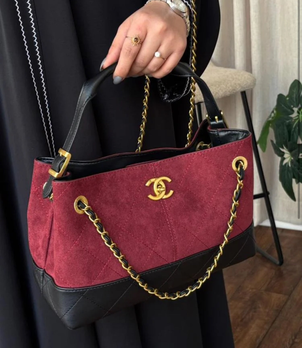 CHANEL 25 with Brand Box