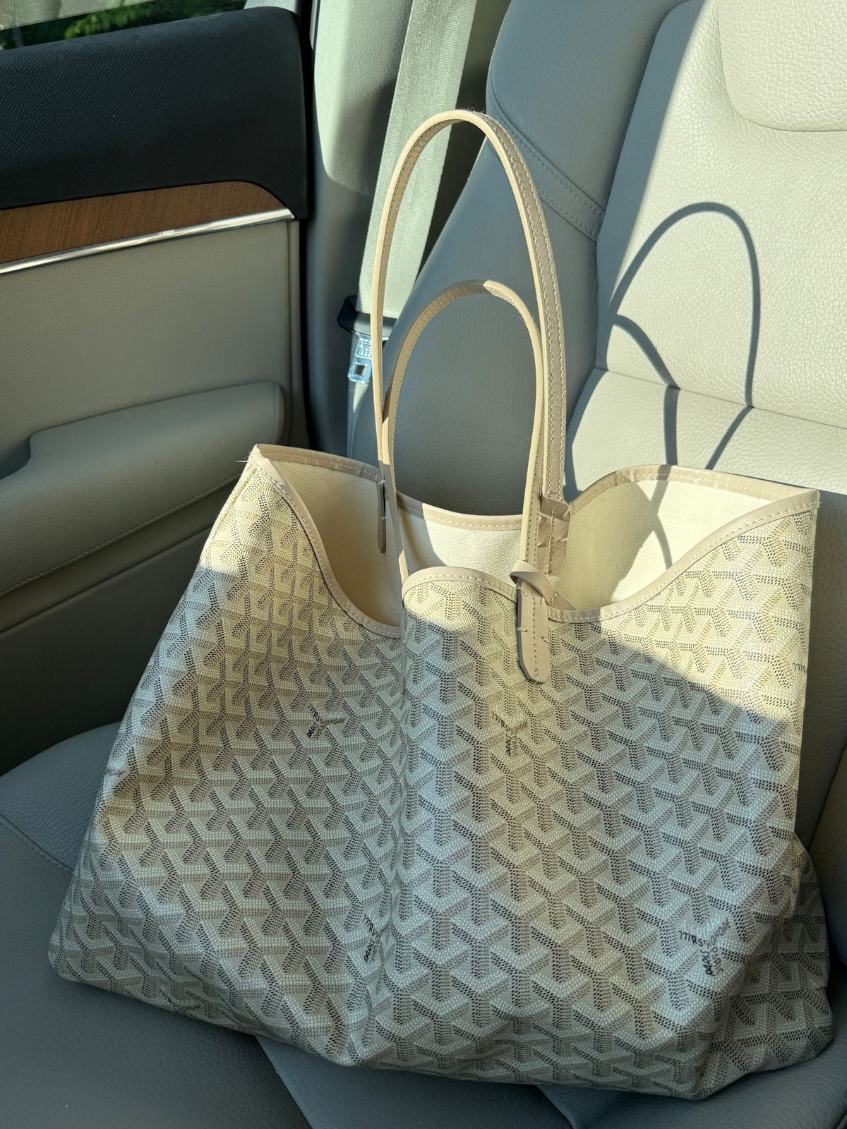 Goyard Tote Bag - Apricot (Large with Pouch)