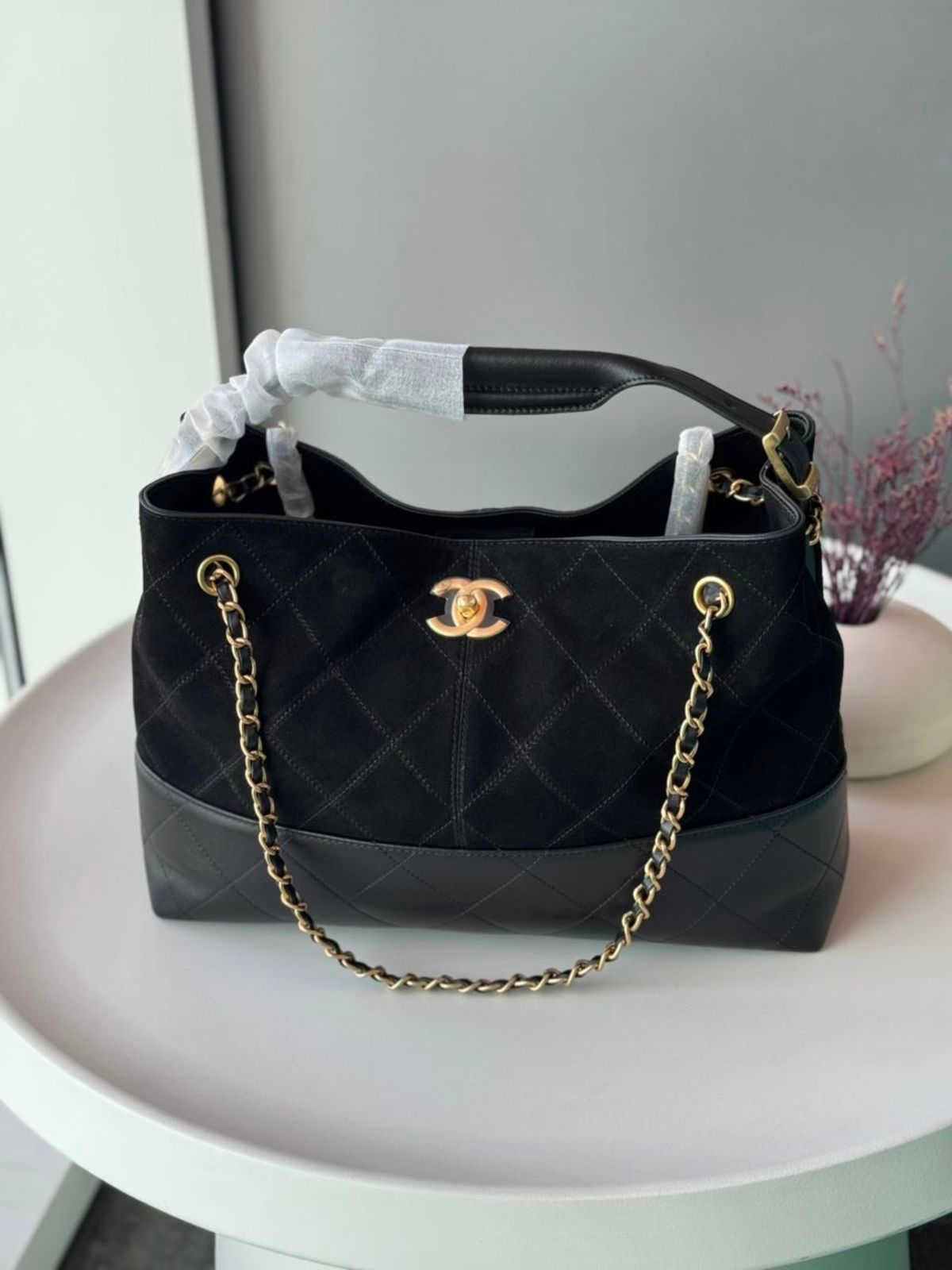 CHANEL 25 with Brand Box