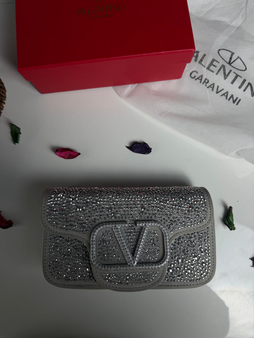 Valentino Garavani Locò Small Shoulder Bag – Silver/Grey
