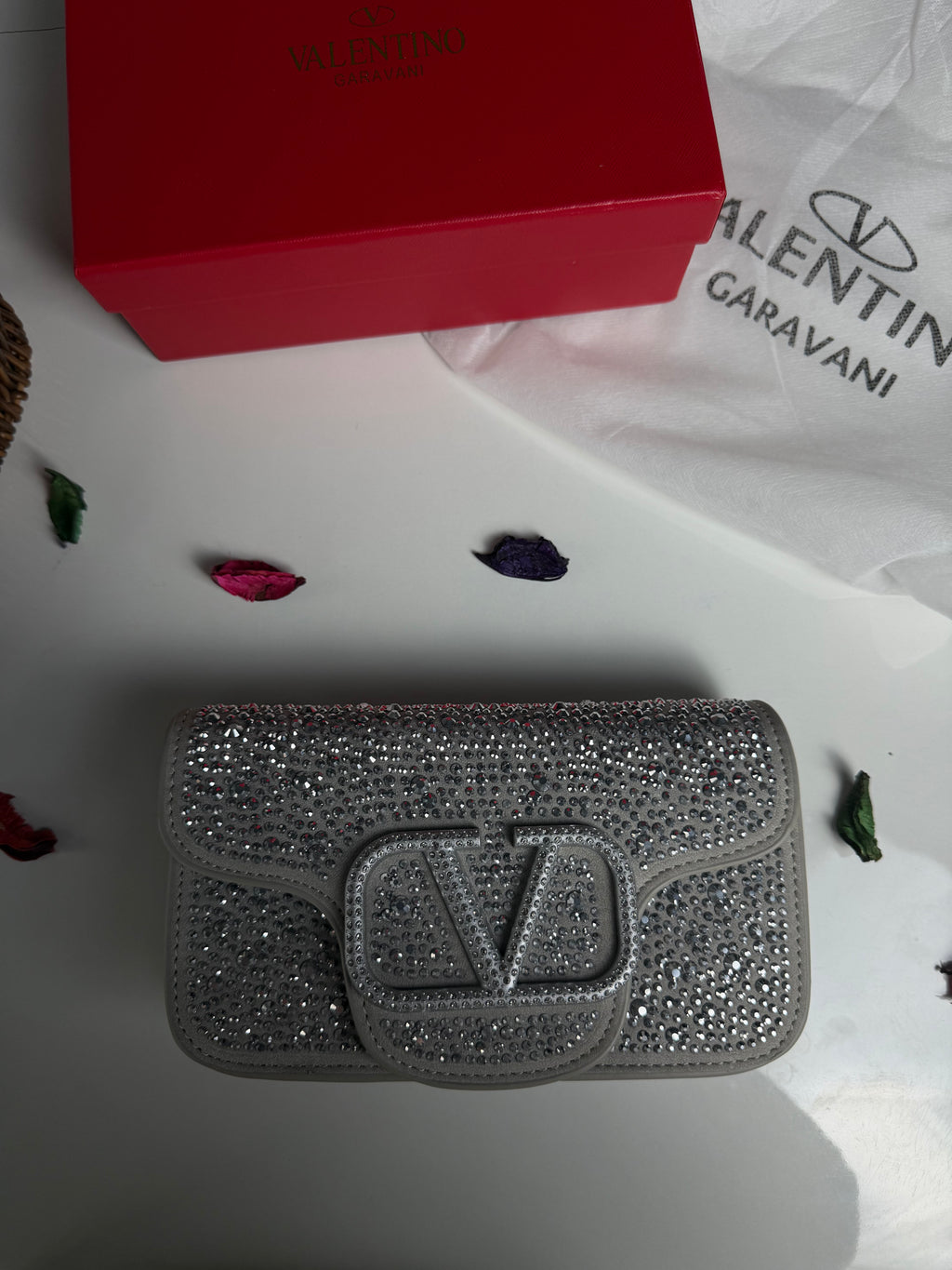 Valentino Garavani Locò Small Shoulder Bag – Silver/Grey