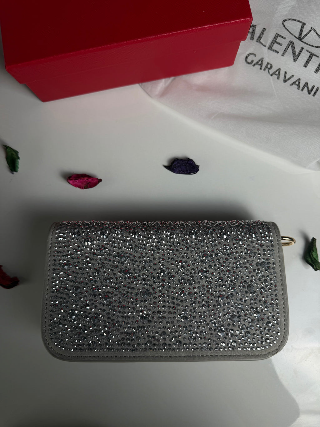 Valentino Garavani Locò Small Shoulder Bag – Silver/Grey