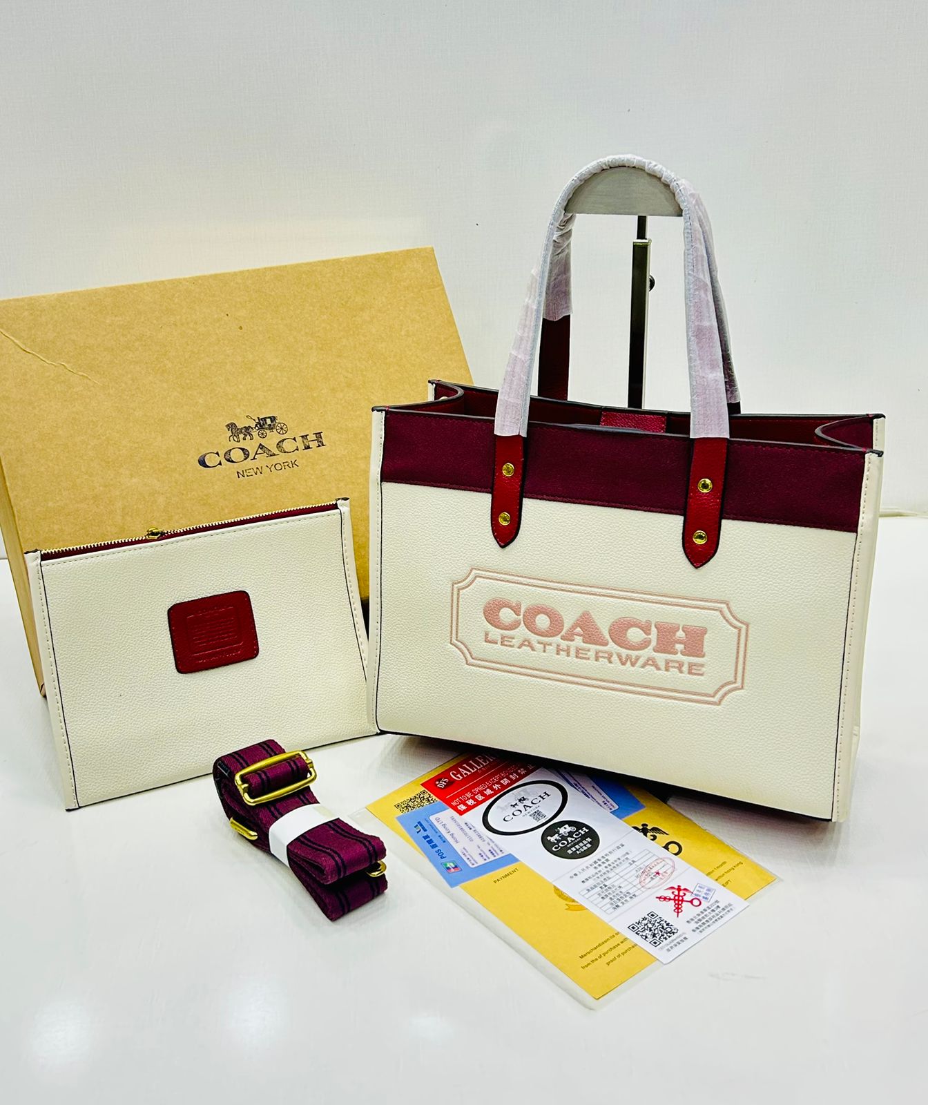 Coach - Tote Bag Pebble White Maroon
