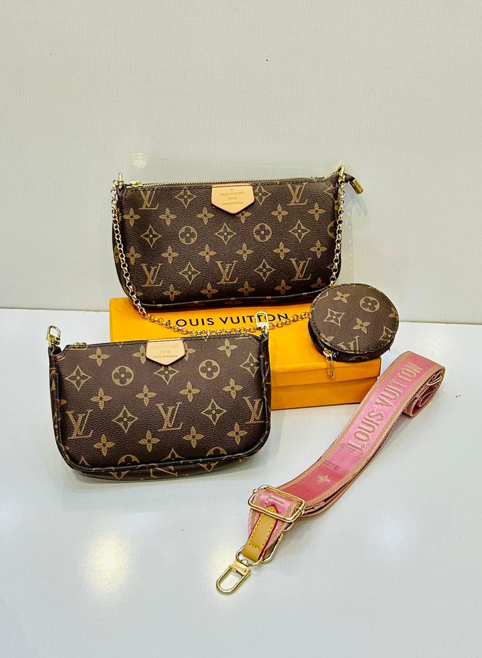 LOUIS VUITTION- Multi Pochette Bag