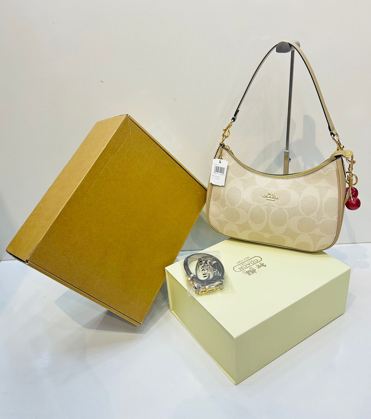 Coach - Teri Shoulder Cherry Bag Brown