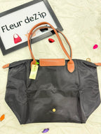 Longchamp Tote MEDIUM - Black (WITH BRAND LOGO)